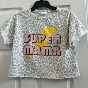 Super Mama boutique crop top